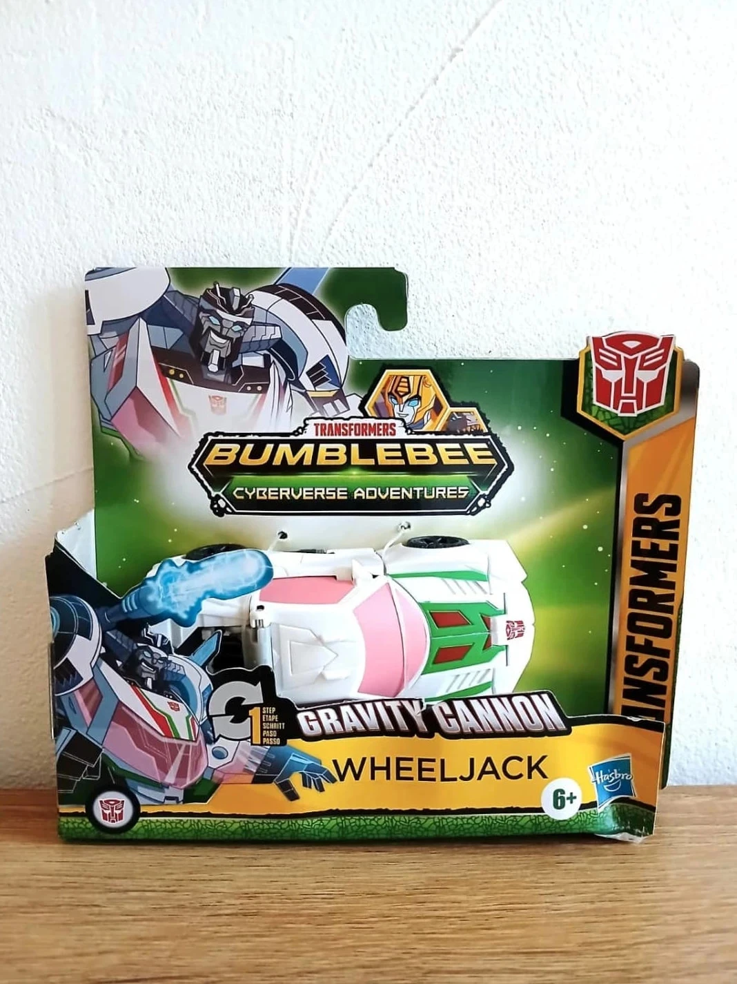 Hasbro Transformers Wheeljack Bumblebee Cyberverse Adventures
